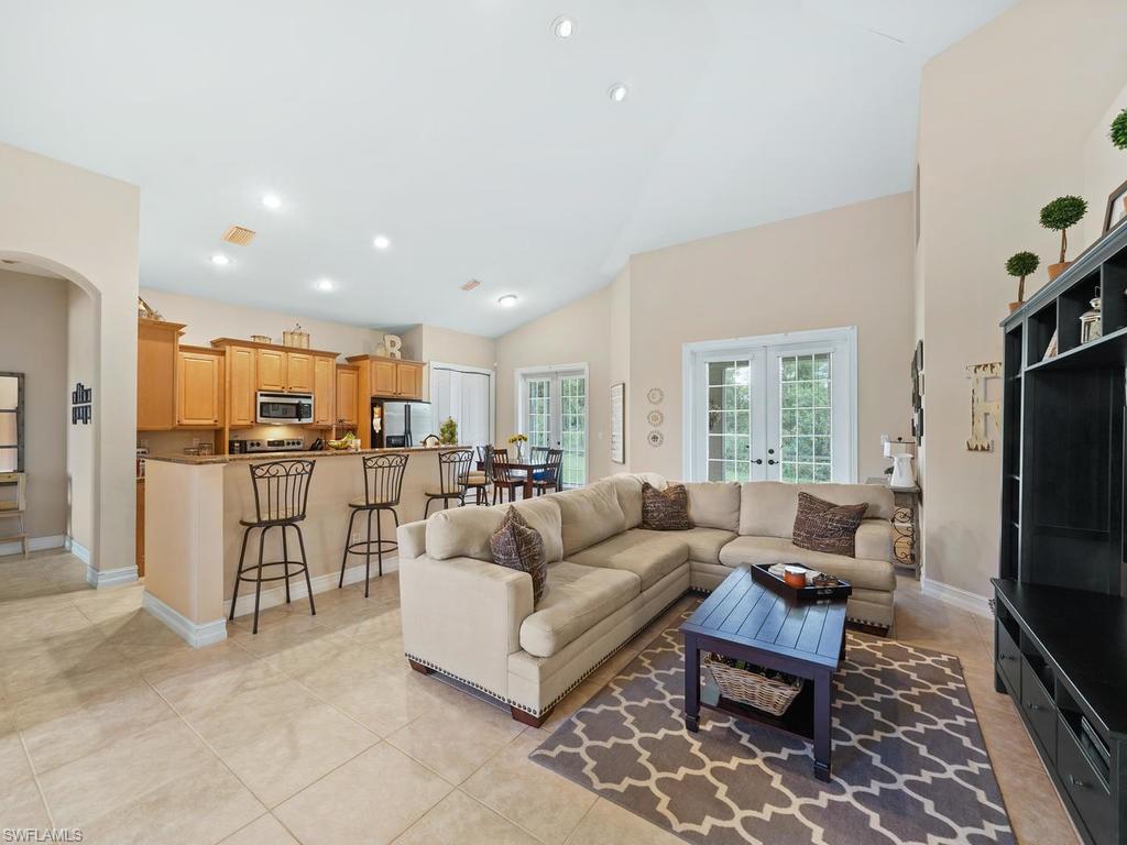 GOLDEN GATE ESTATES - Residential