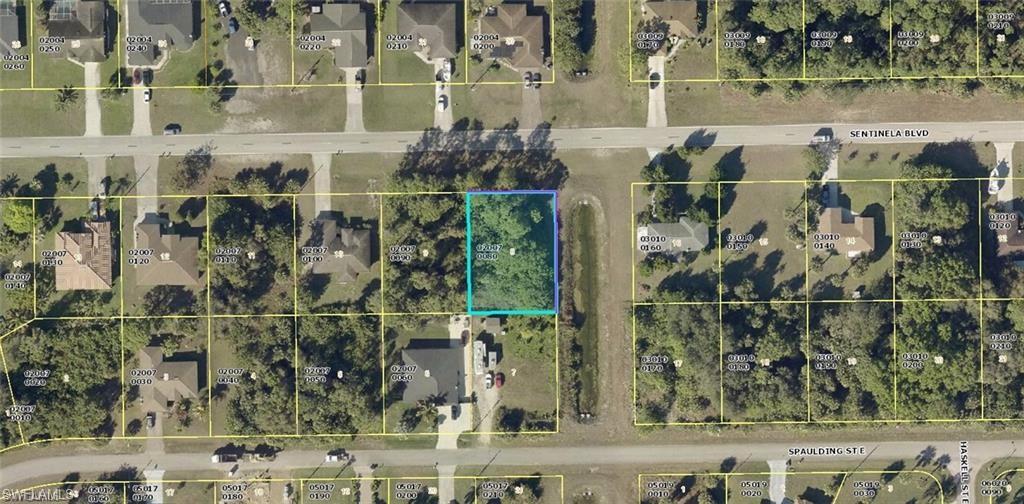 TWIN LAKE ESTATES - Land