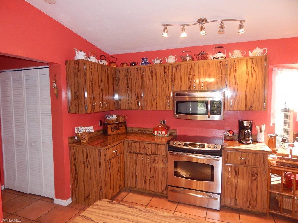 AROYAL PINES - Residential