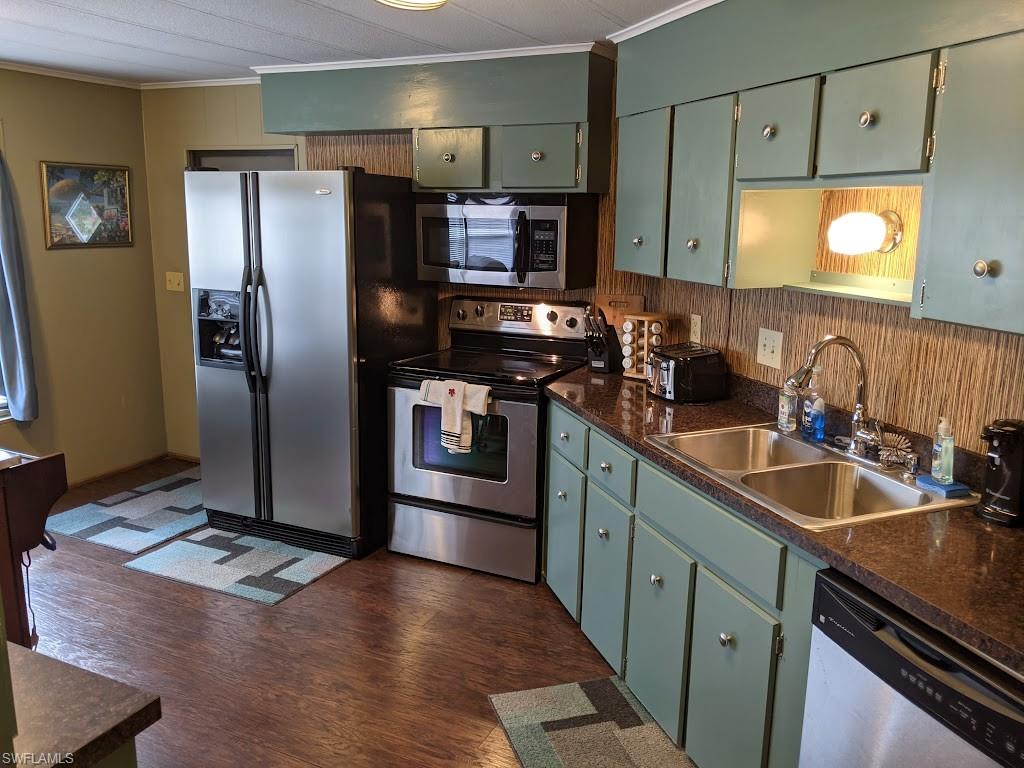 LAKE FAIRWAYS COUNTY CLUB - Residential Lease