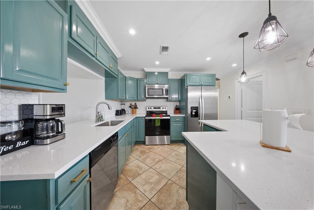 POINCIANA VILLAGE - Residential Lease