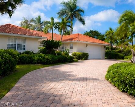 MOORINGS - Residential Lease
