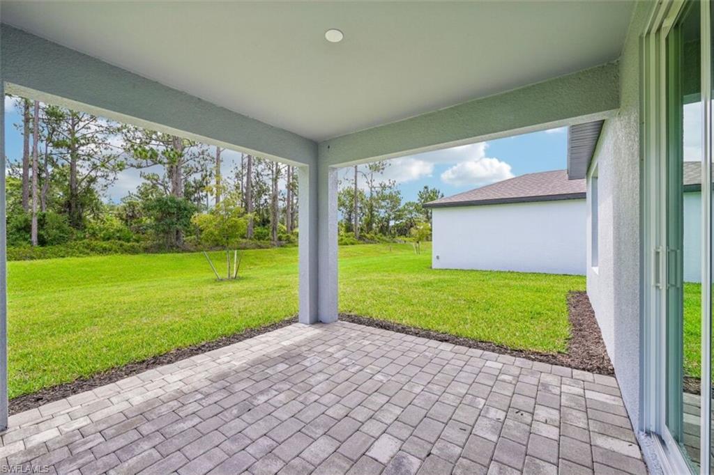 WHISPERING LAKES - Residential