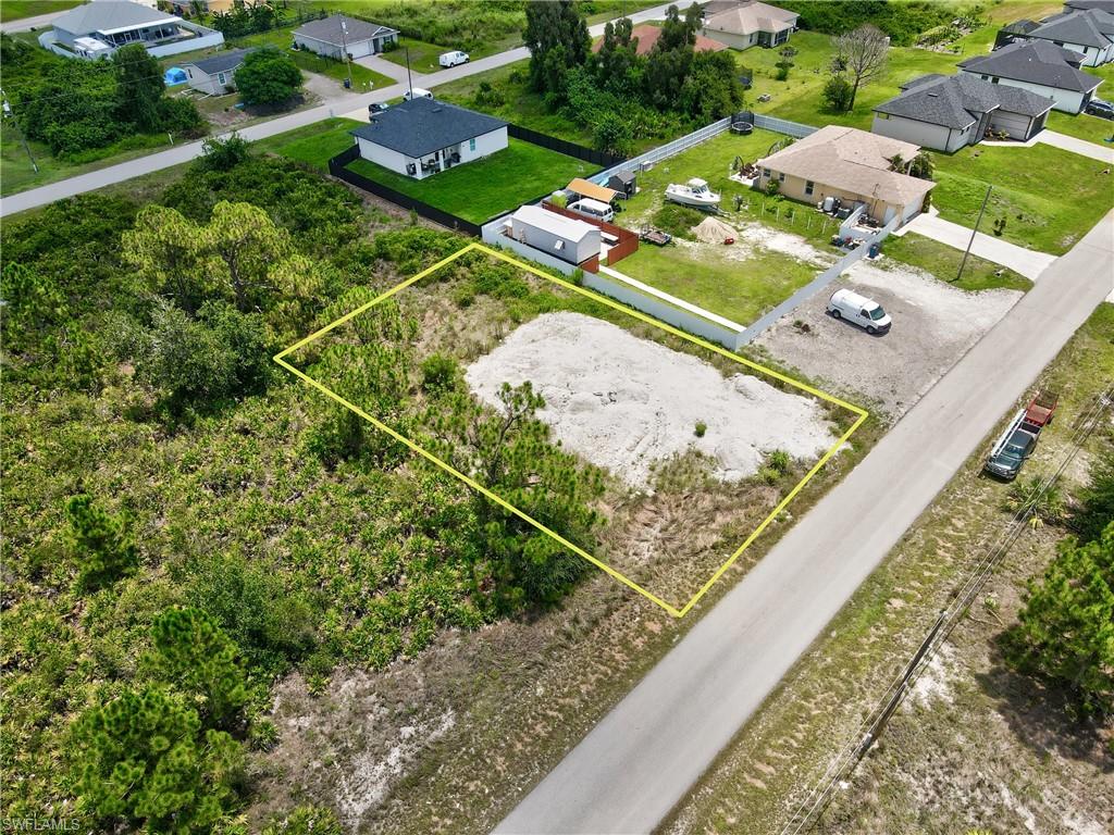 LEHIGH ACRES - Land