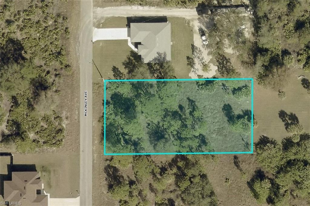 LEHIGH ACRES - Land
