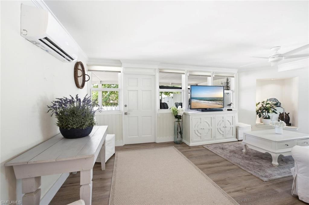 LAKE PARK - Residential