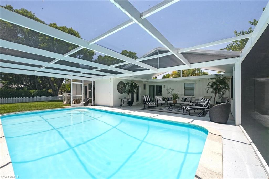 LAKE PARK - Residential