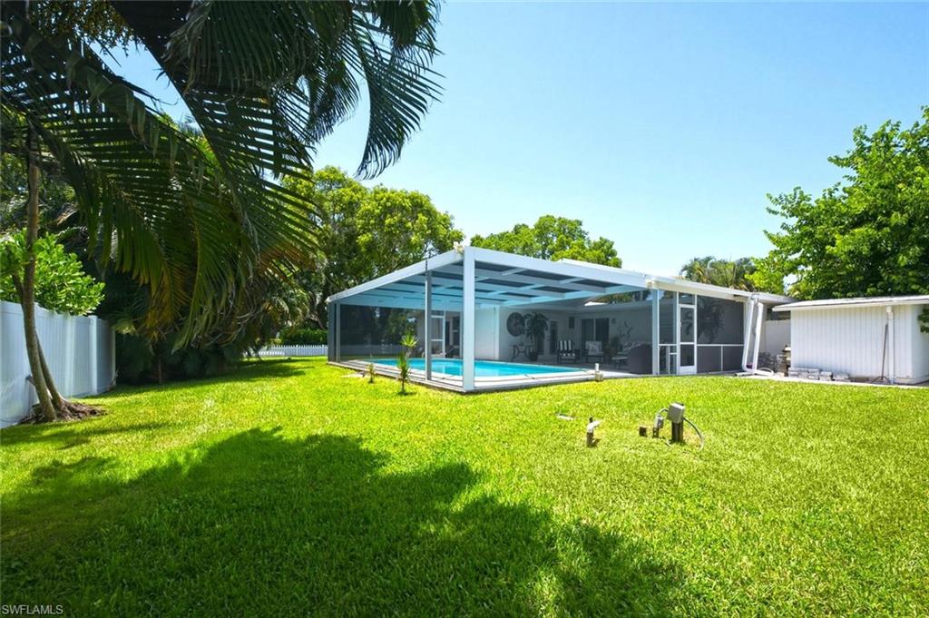LAKE PARK - Residential