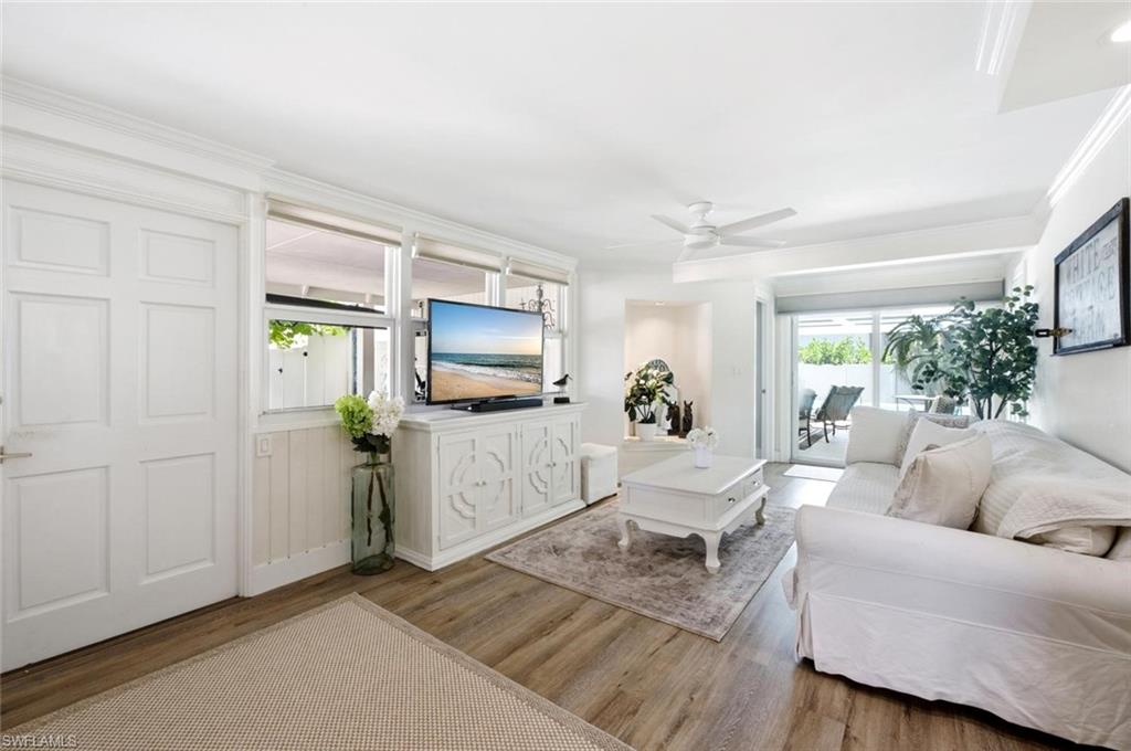 LAKE PARK - Residential