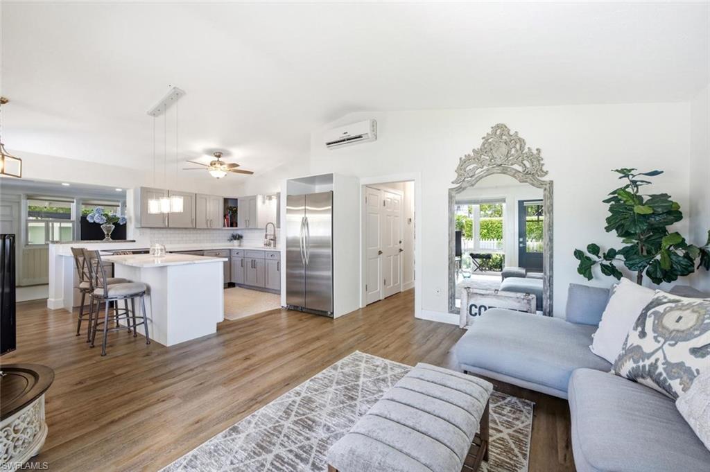 LAKE PARK - Residential