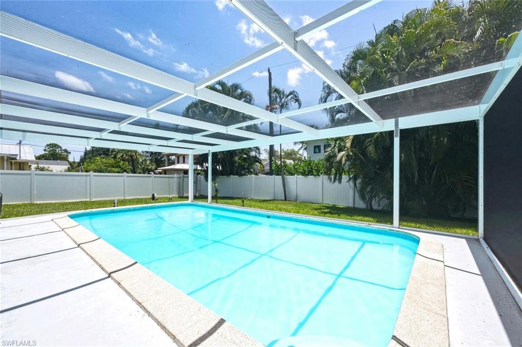 LAKE PARK - Residential