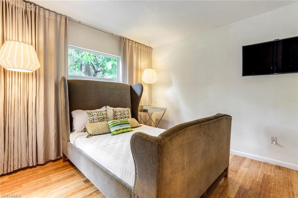 LAKE PARK - Residential