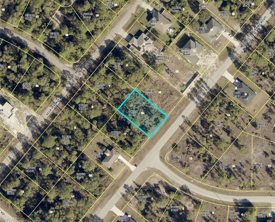 Attention Builders and Investors! Secure your next project in the expanding Lehigh Acres market. This premium residential lot is ideally positioned in an area experiencing continued growth and new construction activity, making it an excellent candidate for a spec home or long term investment.