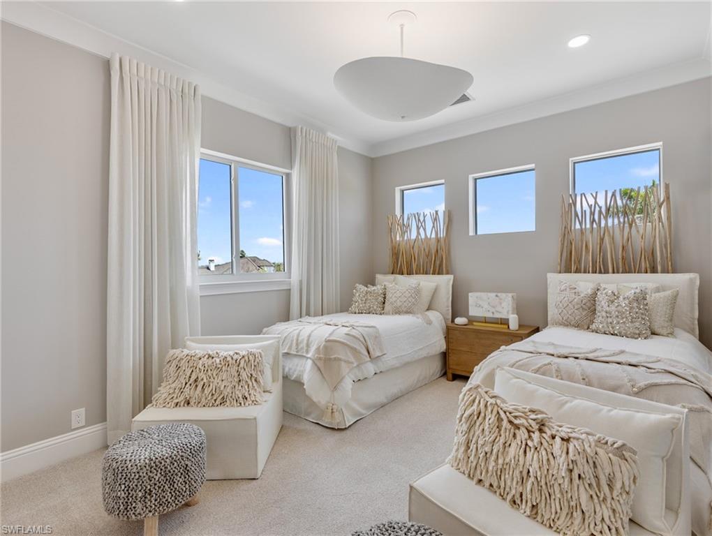 PALM ACRES - Residential