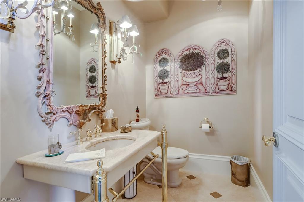 BAY COLONY SHORES - Residential