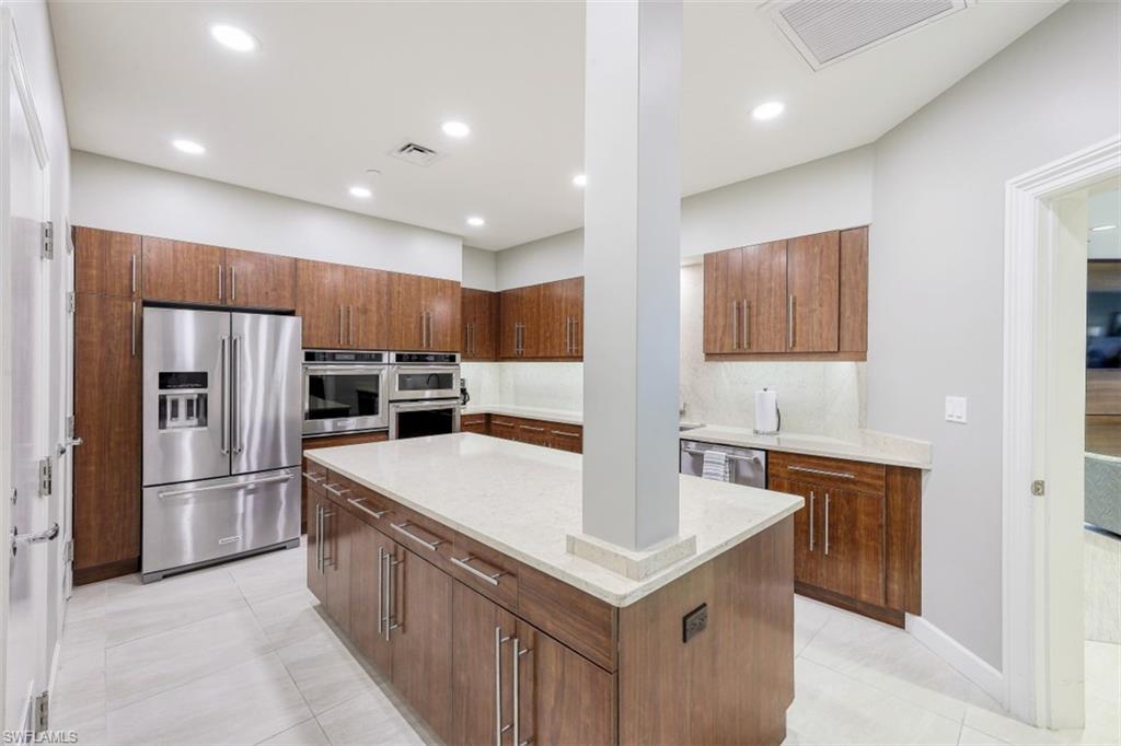 BAYPOINTE AT NAPLES CAY - Residential