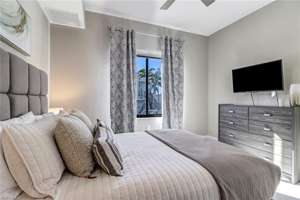 ELEVEN ELEVEN CENTRAL - Residential