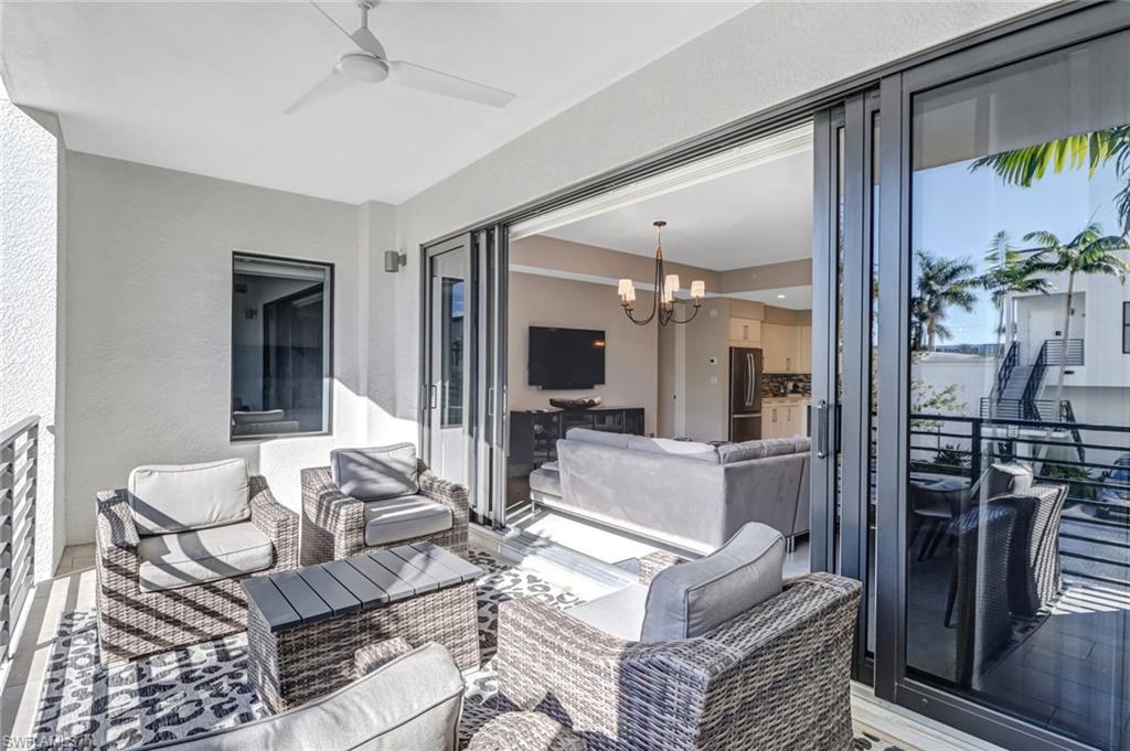 ELEVEN ELEVEN CENTRAL - Residential