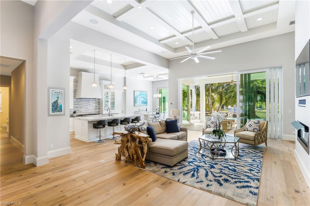 GOLDEN SHORES - Residential