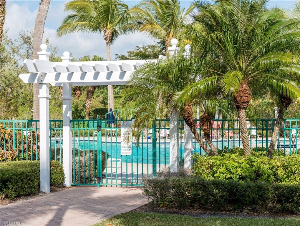 ISLAND WALK - Residential