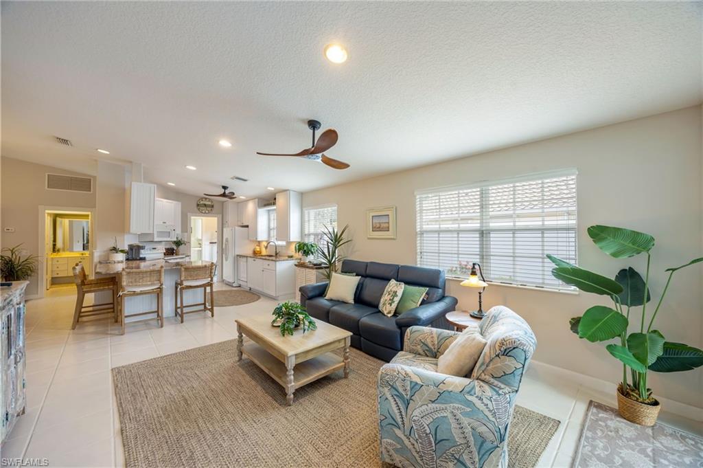 ISLAND WALK - Residential