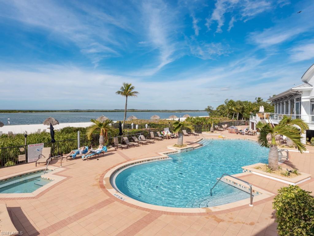 HIDEAWAY BEACH - Residential