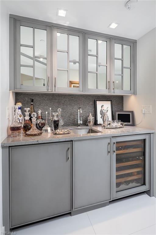 CONTESSA AT BAY COLONY - Residential