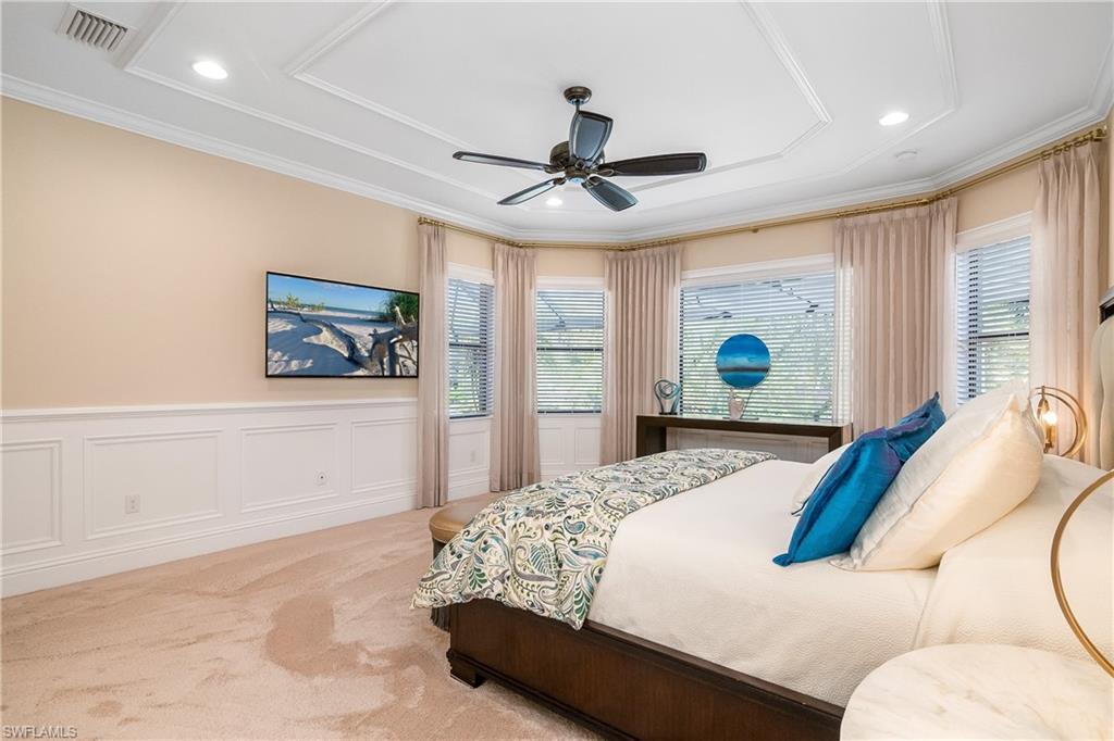 TWIN EAGLES - Residential