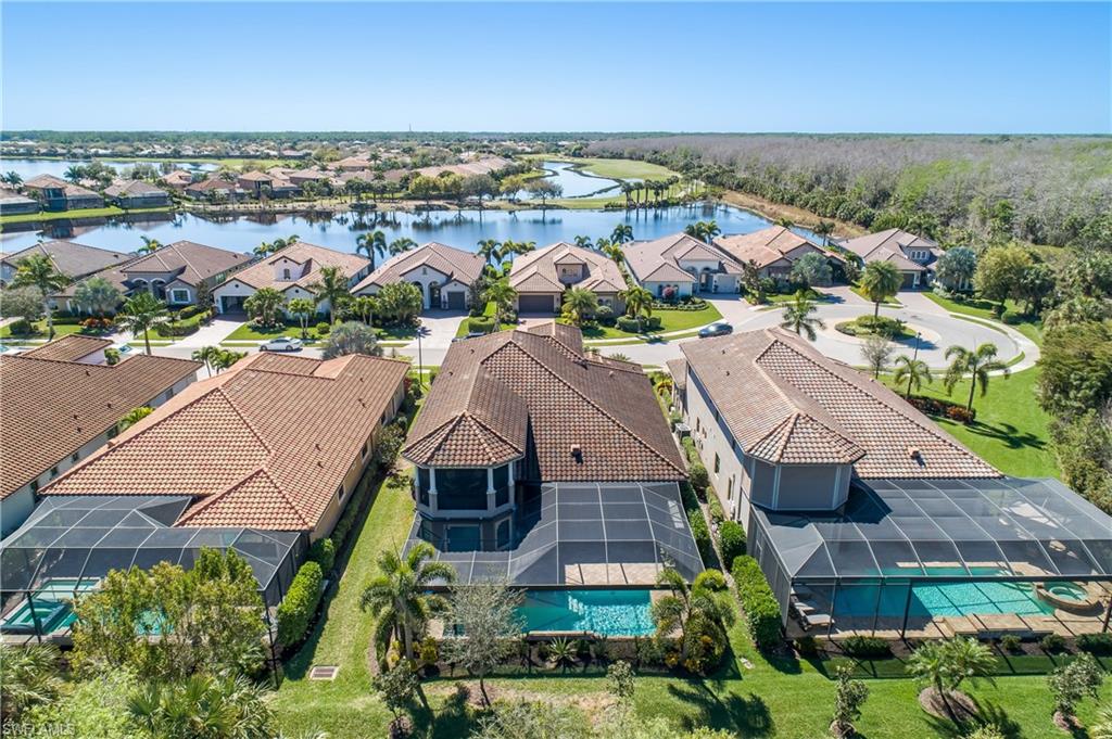 TWIN EAGLES - Residential