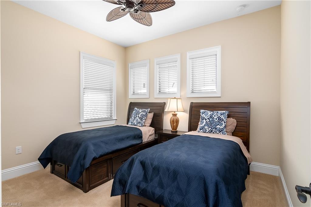 TWIN EAGLES - Residential