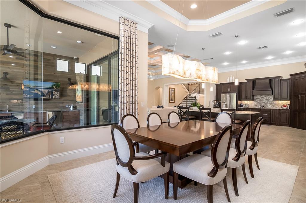 TWIN EAGLES - Residential