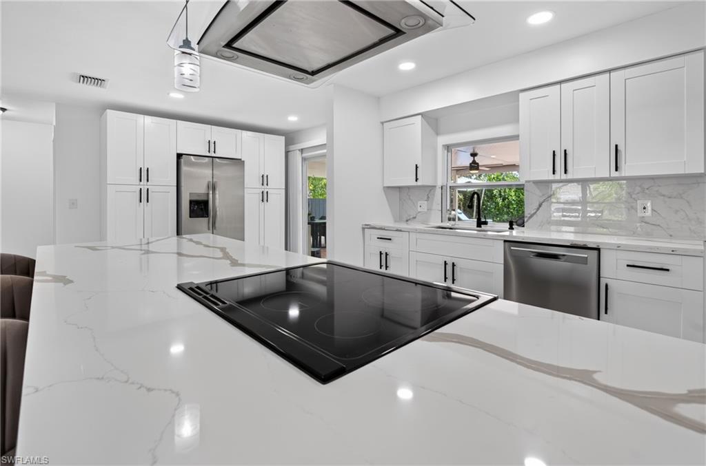 ISLAND PARK WOODLANDS - Residential