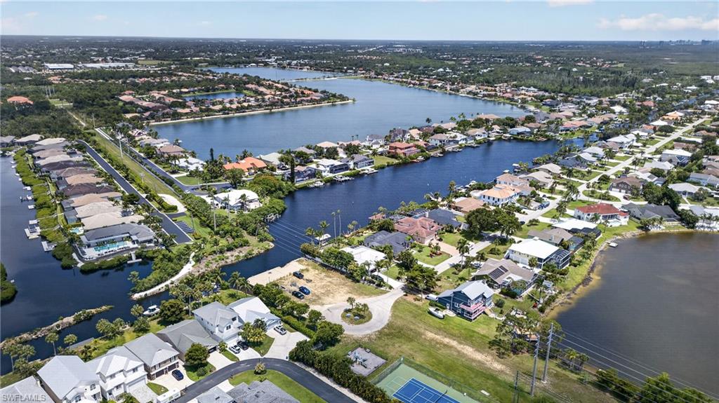 ISLAND PARK WOODLANDS - Residential