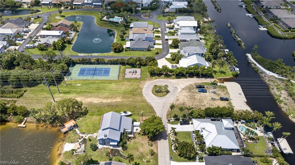 ISLAND PARK WOODLANDS - Residential