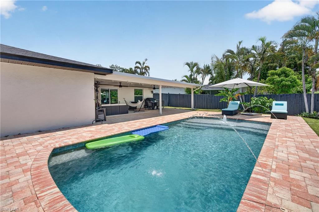 ISLAND PARK WOODLANDS - Residential