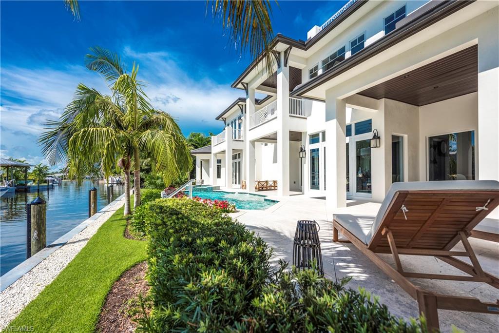 ROYAL HARBOR - Residential
