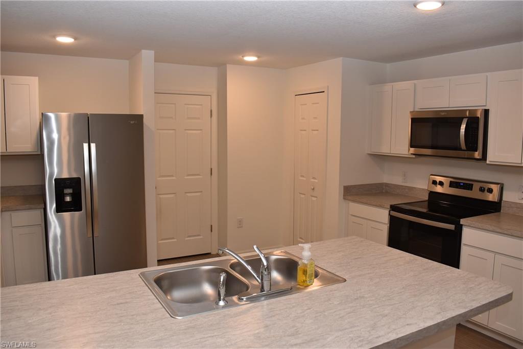 PORT CHARLOTTE - Residential Lease