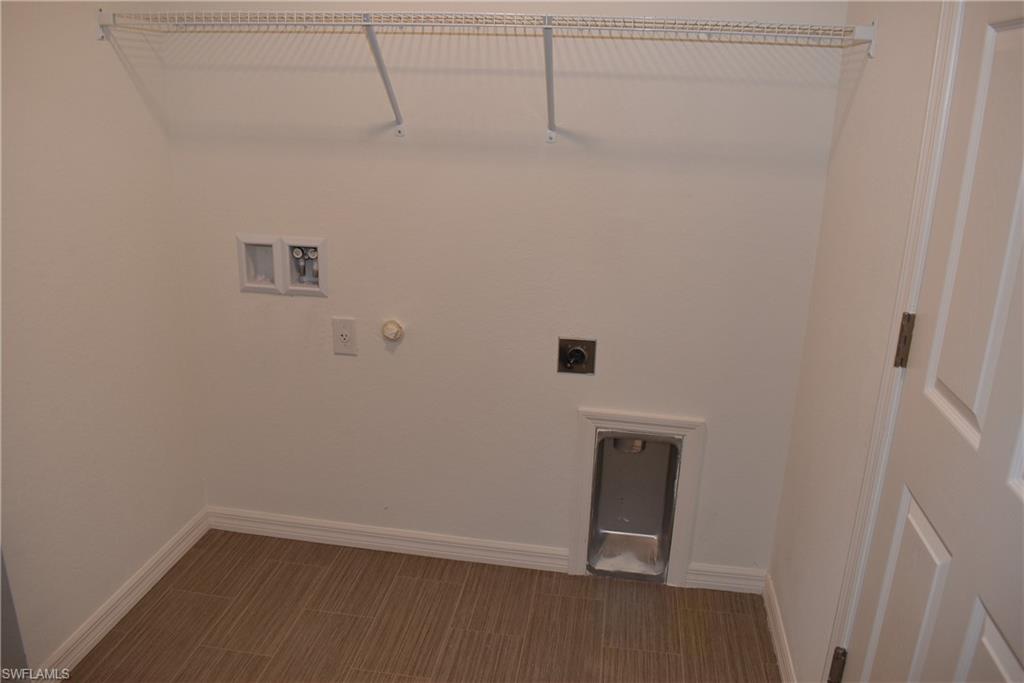 PORT CHARLOTTE - Residential Lease