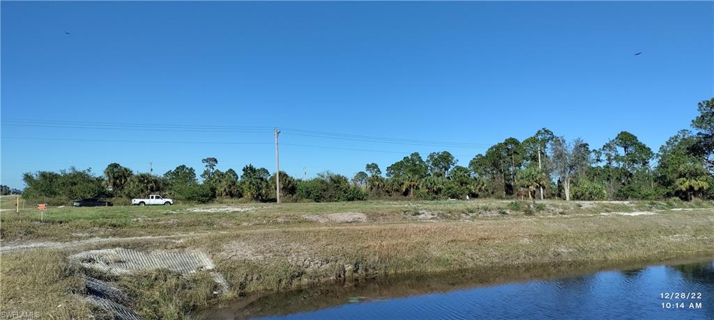 LEHIGH ACRES - Land