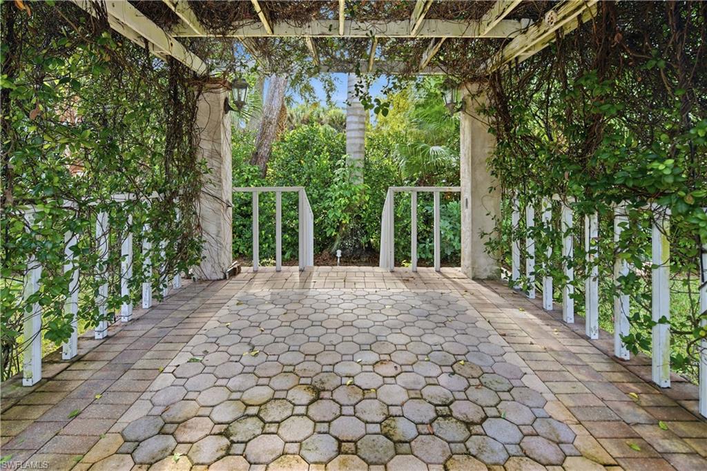 PALM RIVER ESTATES - Residential Lease