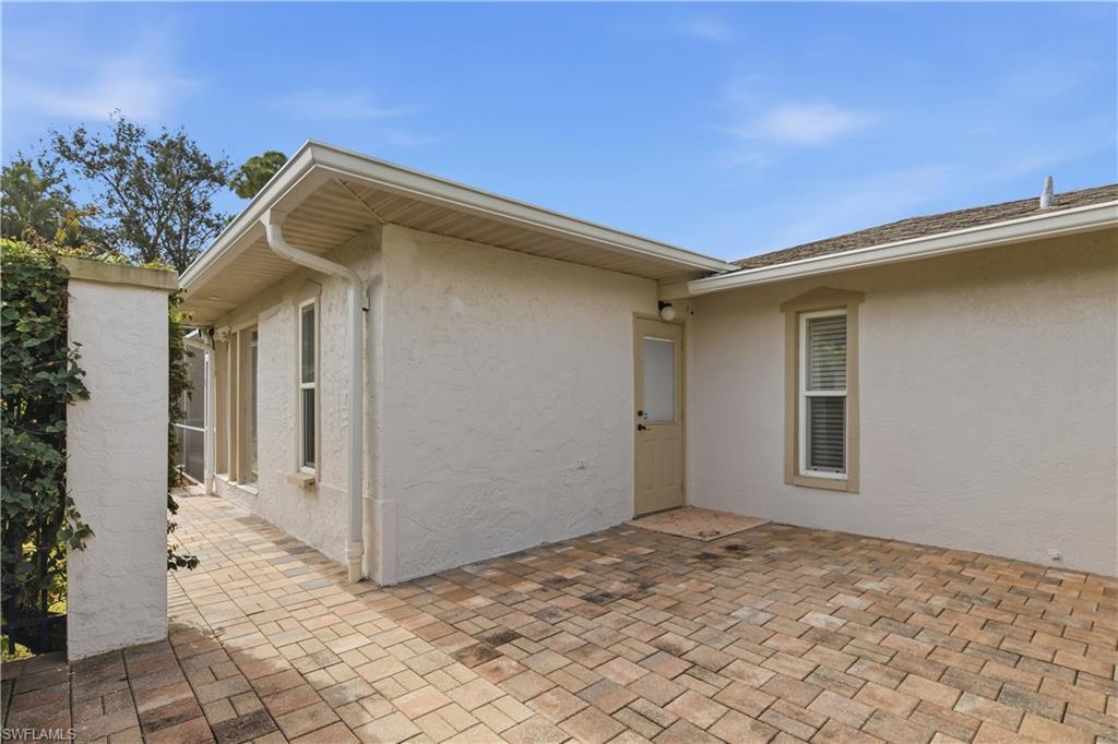PALM RIVER ESTATES - Residential Lease