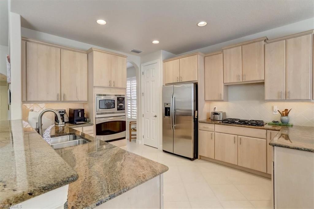 BELLE LAGO - Residential