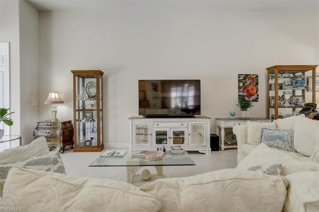 BELLE LAGO - Residential