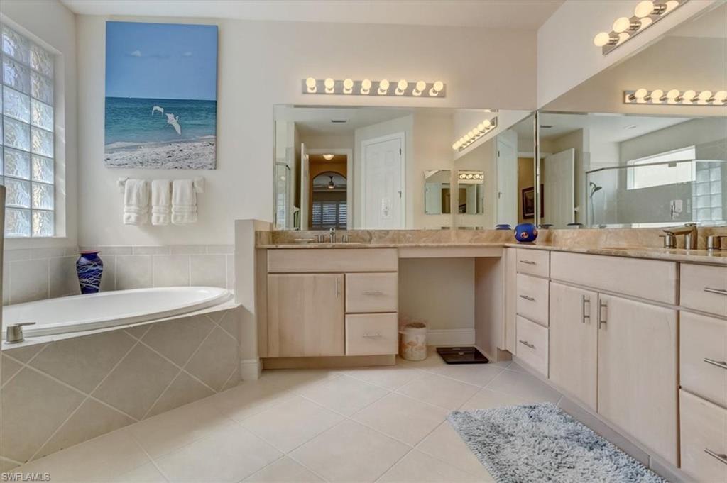 BELLE LAGO - Residential