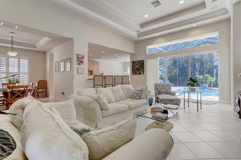 BELLE LAGO - Residential