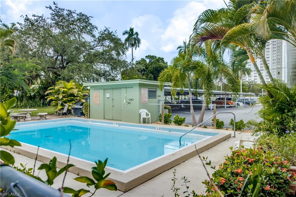 EDISON APARTMENTS CONDO - Residential