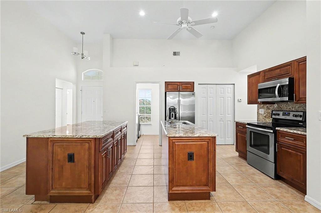 BERKSHIRE LAKES - Residential Lease