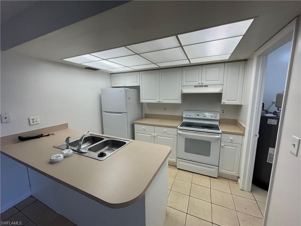 CAPE CORAL - Residential Lease