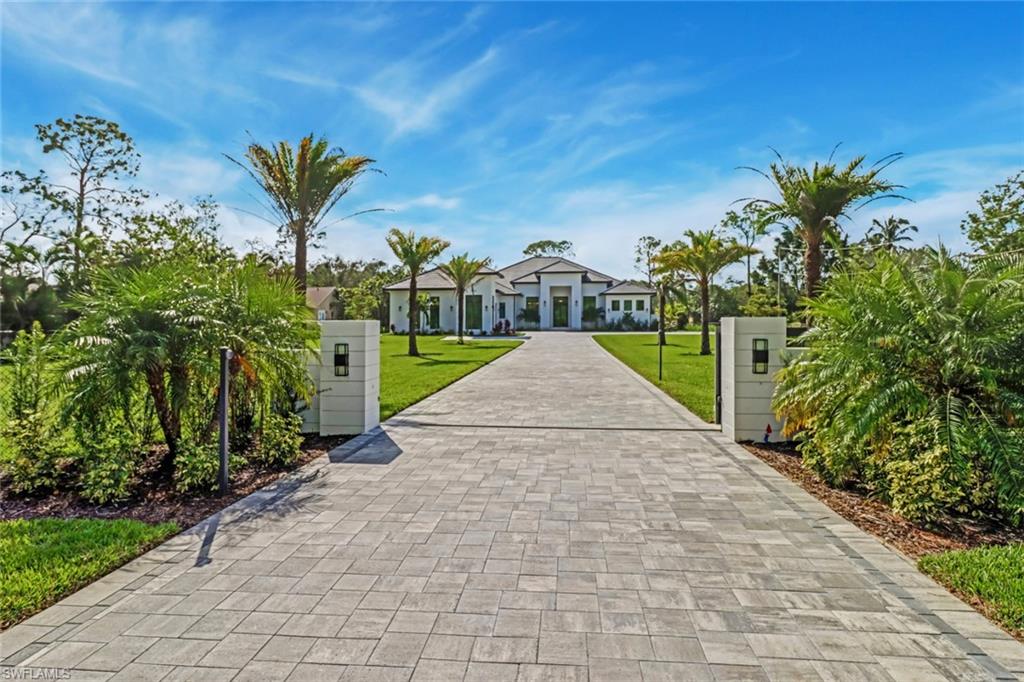 OAKES ESTATES - Residential