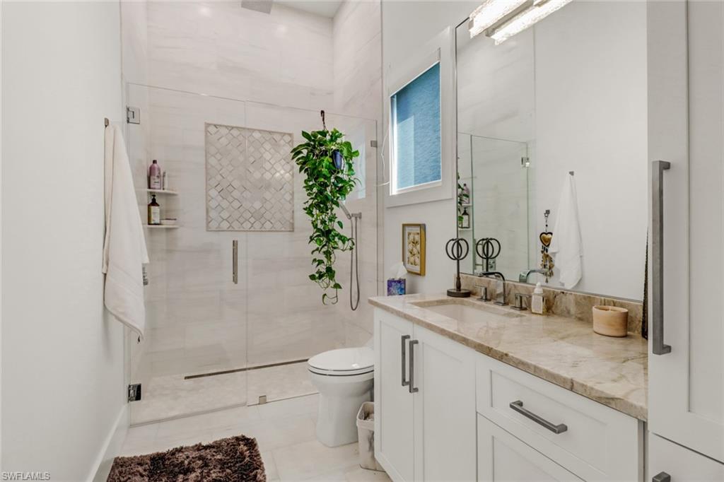 OAKES ESTATES - Residential